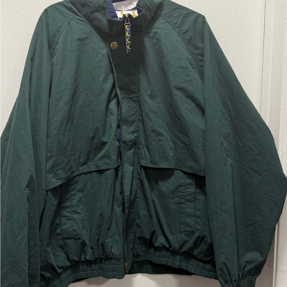 Vintage Forest Green Windbreaker with Water-Resistant Fabric